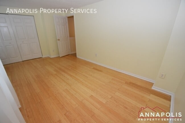 Building Photo - 1245 Seminole Dr
