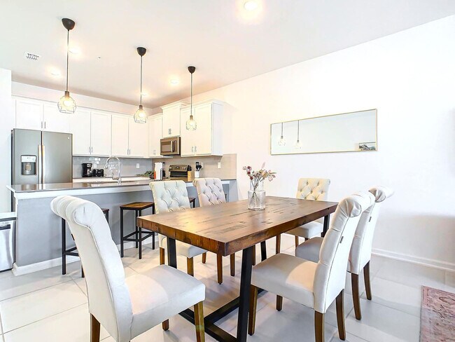 Building Photo - 8879 Cabot Cliffs Dr