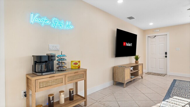 Building Photo - 79 S Brevard Ave