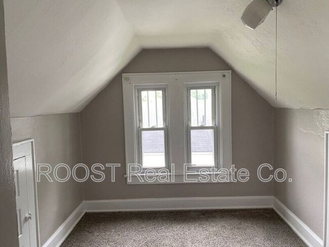 Building Photo - 437-437-437-432 W Harding Rd