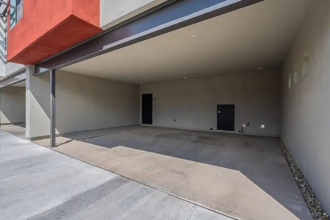 Building Photo - 3221 N 36th St