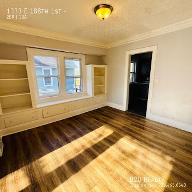 Building Photo - 1333 E 188th St