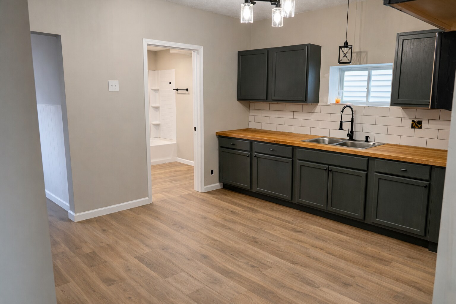 Building Photo - 309 Morton Ave