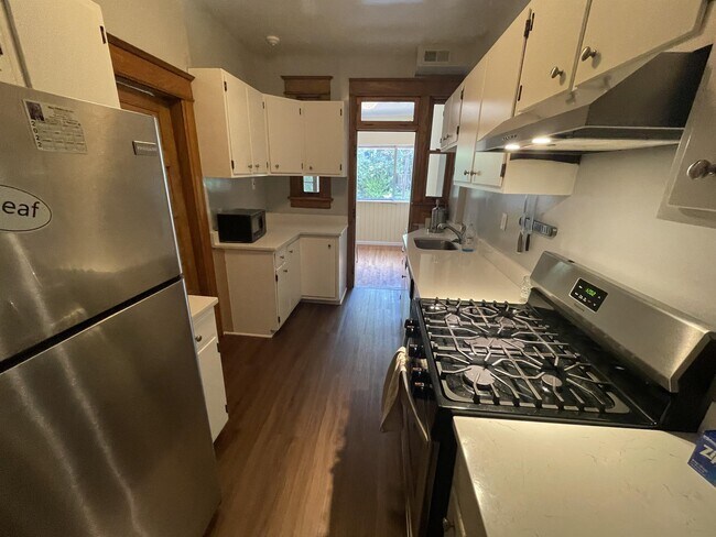 Building Photo - 2018 Pierce Mill Rd NW