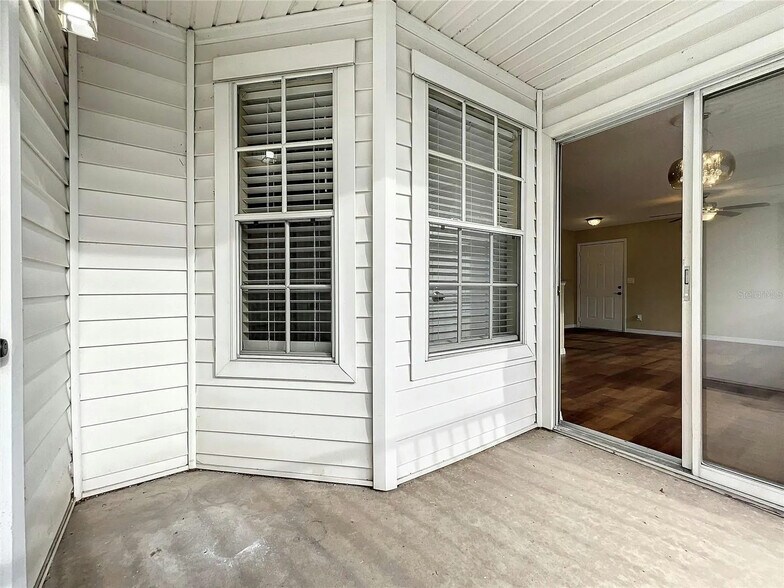 Building Photo - 11550 Westwood Blvd