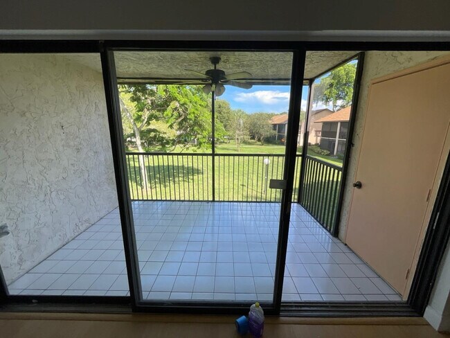 Building Photo - 2363 SW 15th St