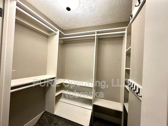 Building Photo - 2814 N 204th St