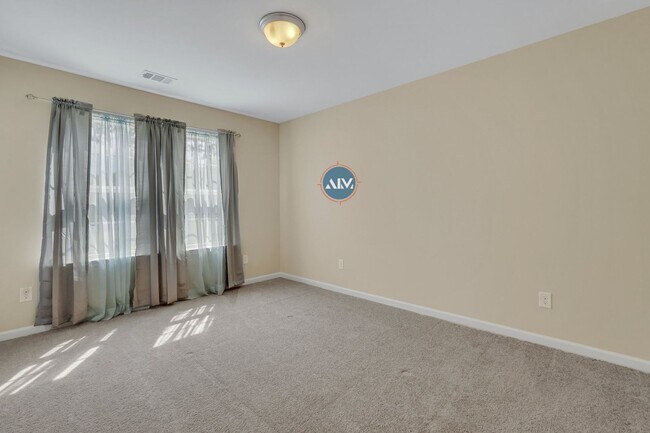 Building Photo - Beautiful Home in Seagrass Station