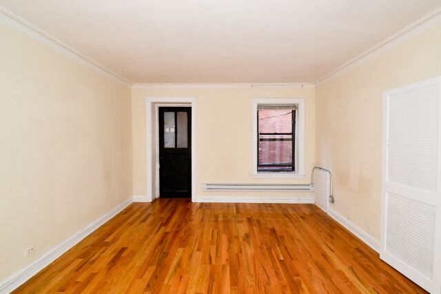 Building Photo - 1350 N Dearborn St