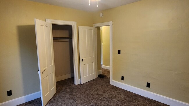 Building Photo - Four Bedroom Single Family Home for Rent in Salamanca NY!