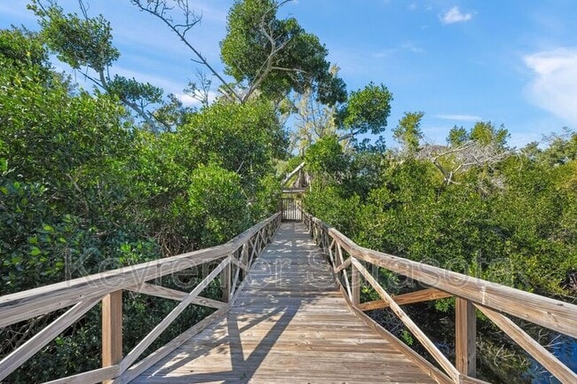 Building Photo - 8560 Heron Lagoon Cir