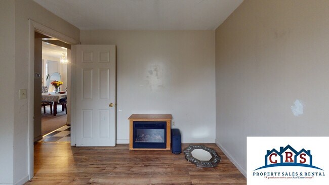 Building Photo - 14 Ferndale St