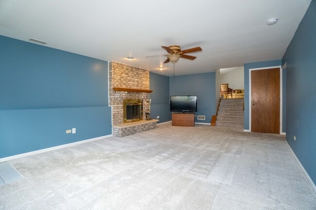 Building Photo - 16409 Winding Creek Rd