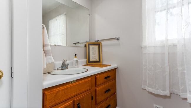 Building Photo - 10107 IL-120