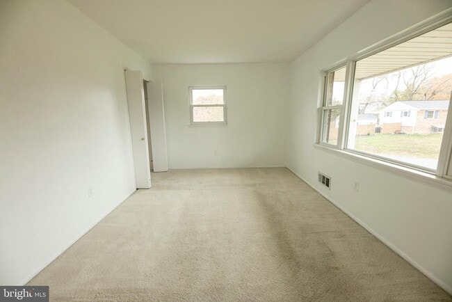 Building Photo - 6017 Walhaven Dr