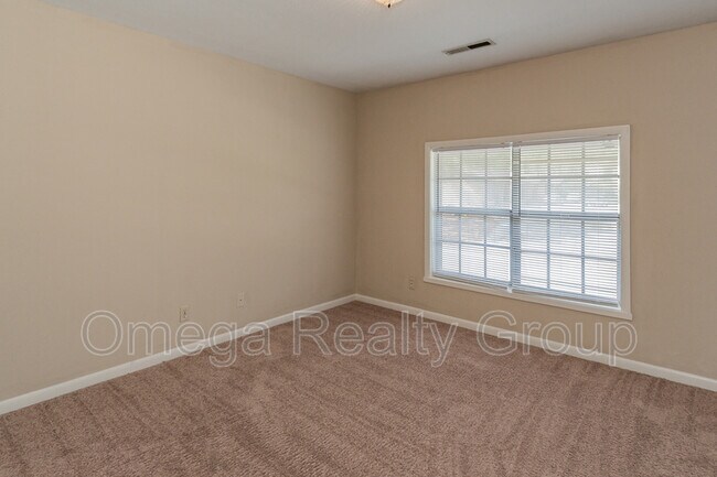 Building Photo - 1530 Warrior Rd
