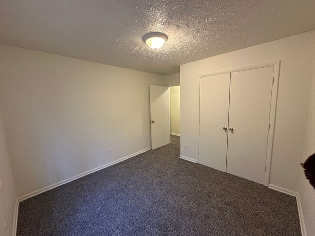 Building Photo - 6376 Applecross Ave