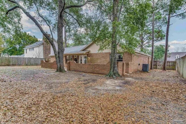 Building Photo - 6327 Heart Pine Dr