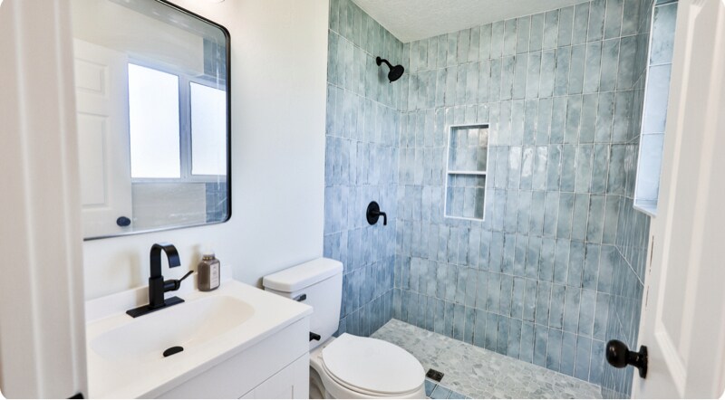 Building Photo - 350 W 2575 N