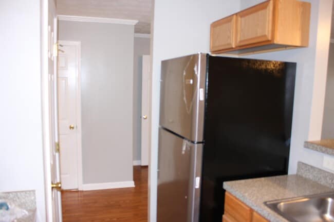 Building Photo - 2939 Stonecrest Ln