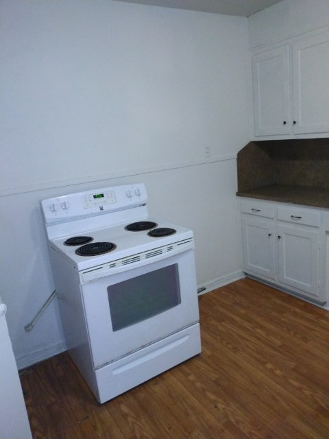 Building Photo - 3410 Brook Cir