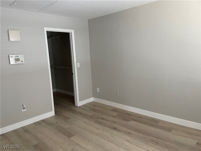 Building Photo - 2300 E Silverado Ranch Blvd