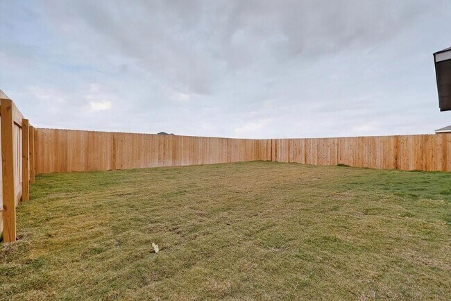 Building Photo - 107 Herald Dr