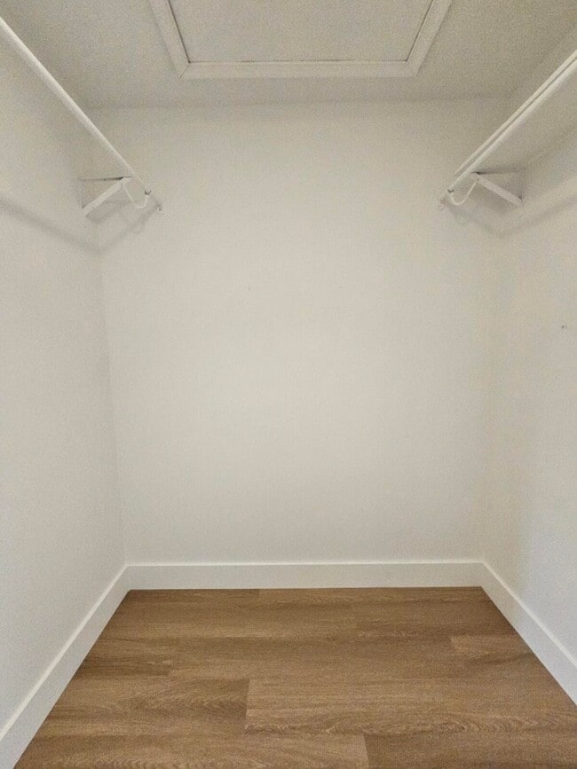 Building Photo - 3190 Leewood Terrace