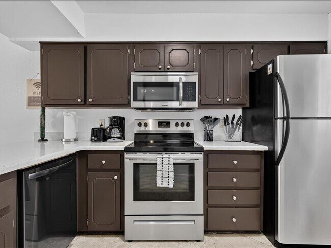 Building Photo - 354 Billfish Ave
