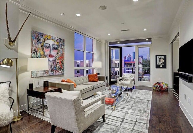 Building Photo - 1419 Montrose-141.75