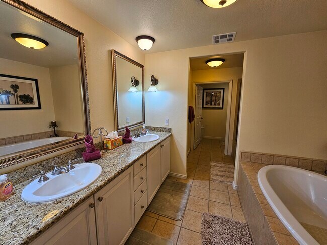 Building Photo - 45245 Seeley Dr