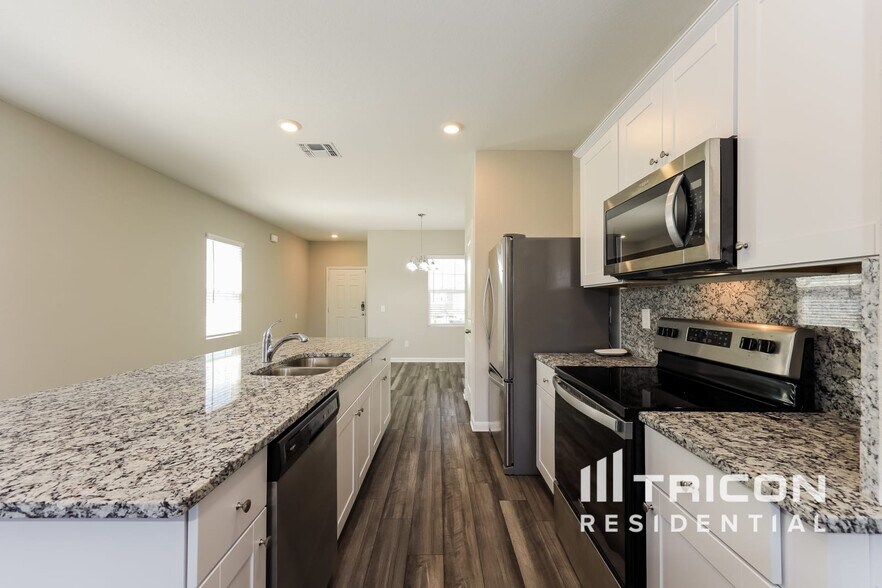 Building Photo - 14388 Gunsight Pass