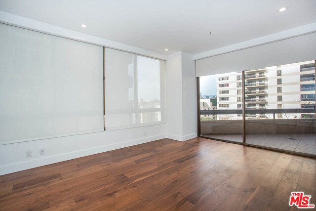 Building Photo - 10430 Wilshire Blvd