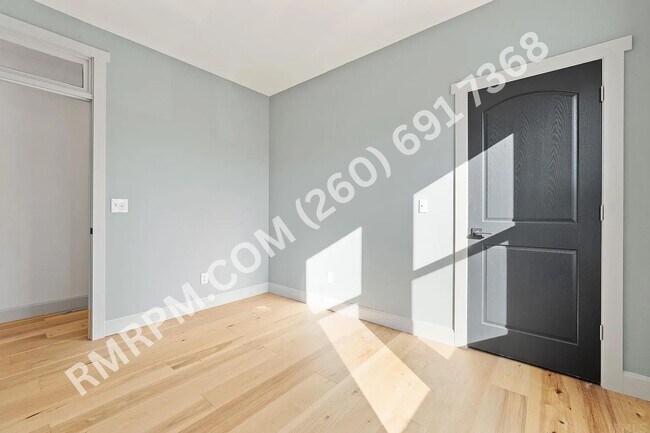 Building Photo - 1118 Rockhill St