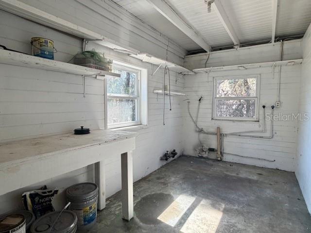 Building Photo - 704 W 11th Ave