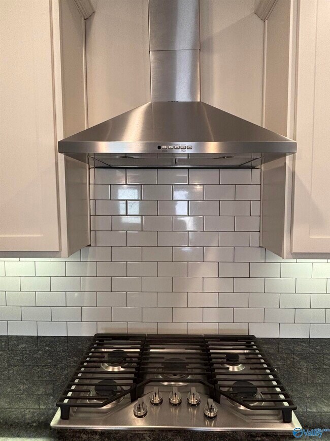 Building Photo - 109 Pitalo St