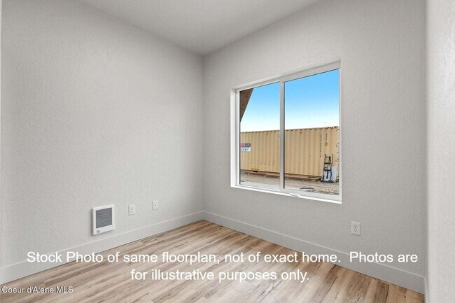 Building Photo - 906 E Hastings Ave