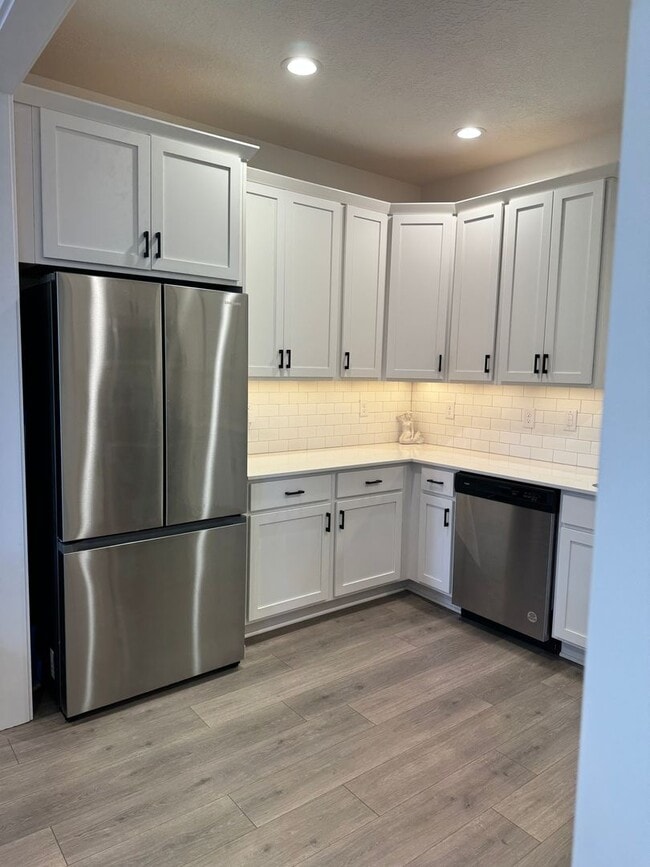 Building Photo - Gorgeous Home in Daybreak!!!