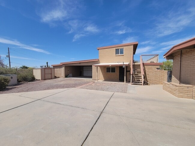 Building Photo - 3810 W Ironwood Hill Dr