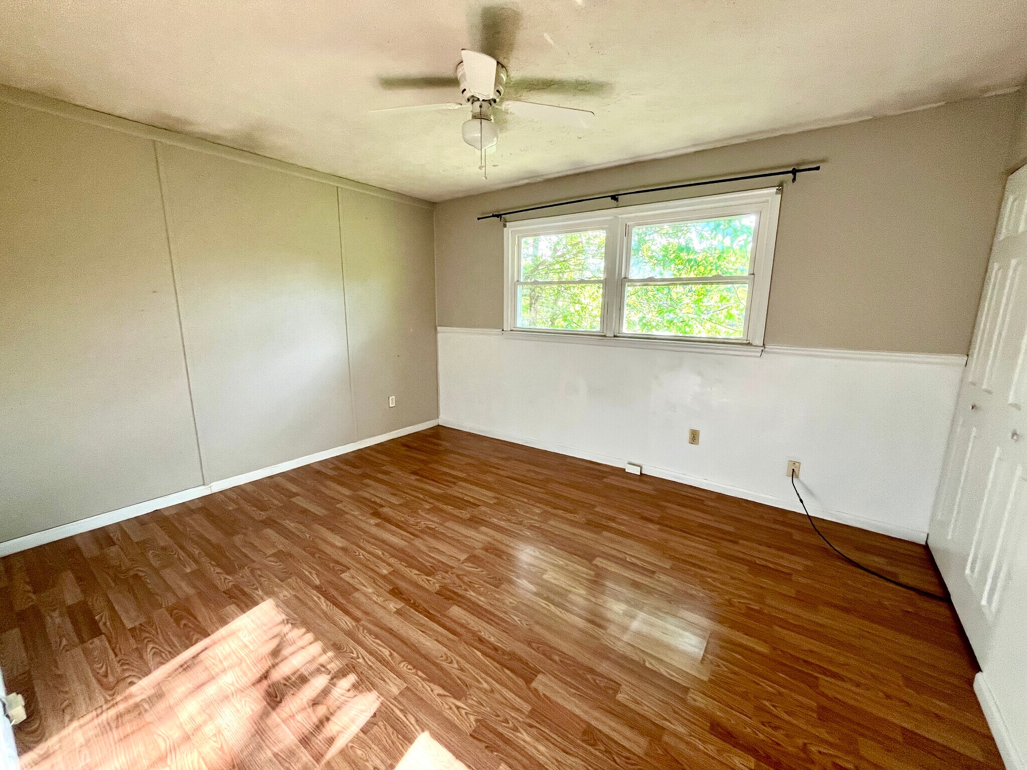 Building Photo - 109 Bolton Ave