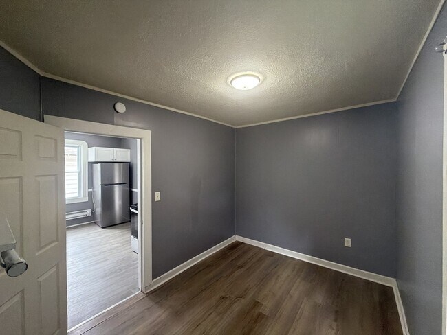 Building Photo - 4144 Hyde Ave