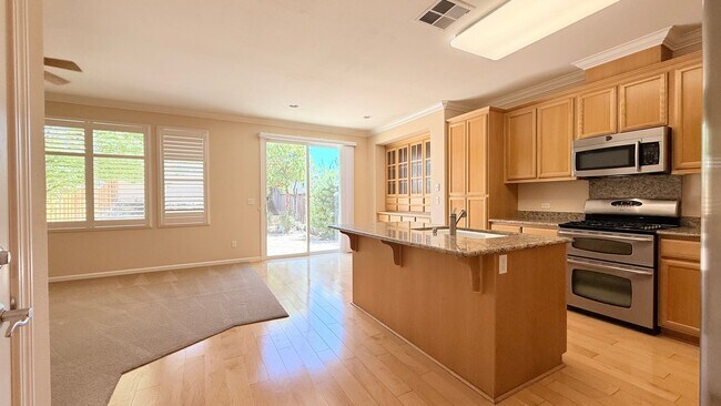Building Photo - Beautiful 4BD/3BA, Two-Story Townhome in Alamo Creek, Danville- Available NOW!