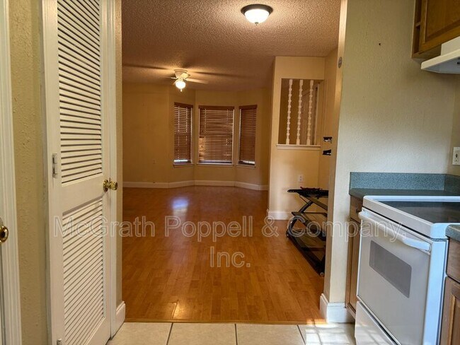 Building Photo - 2302 S Maki Rd