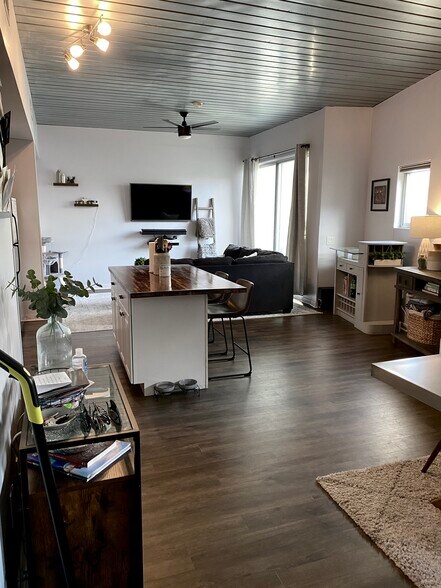 Building Photo - 620 Glen Iris Dr NE