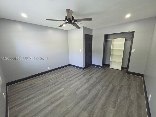 Building Photo - 8227 NW 39th St