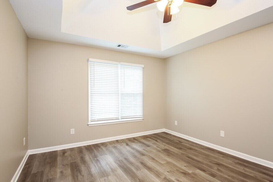Building Photo - 10550 Windsor Park Dr