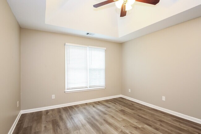 Building Photo - 10550 Windsor Park Dr