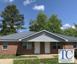 Building Photo - 01030