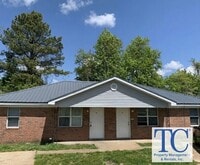 Building Photo - 01030