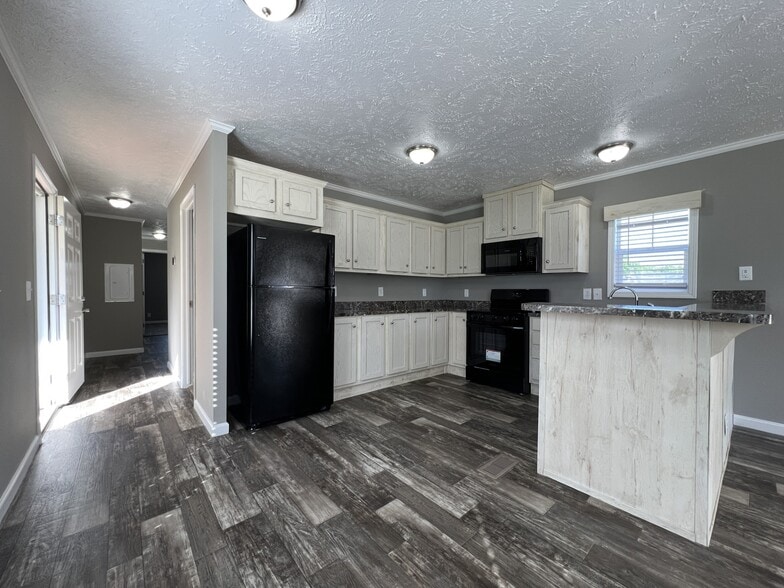 Building Photo - 53 Sugar Maple Dr